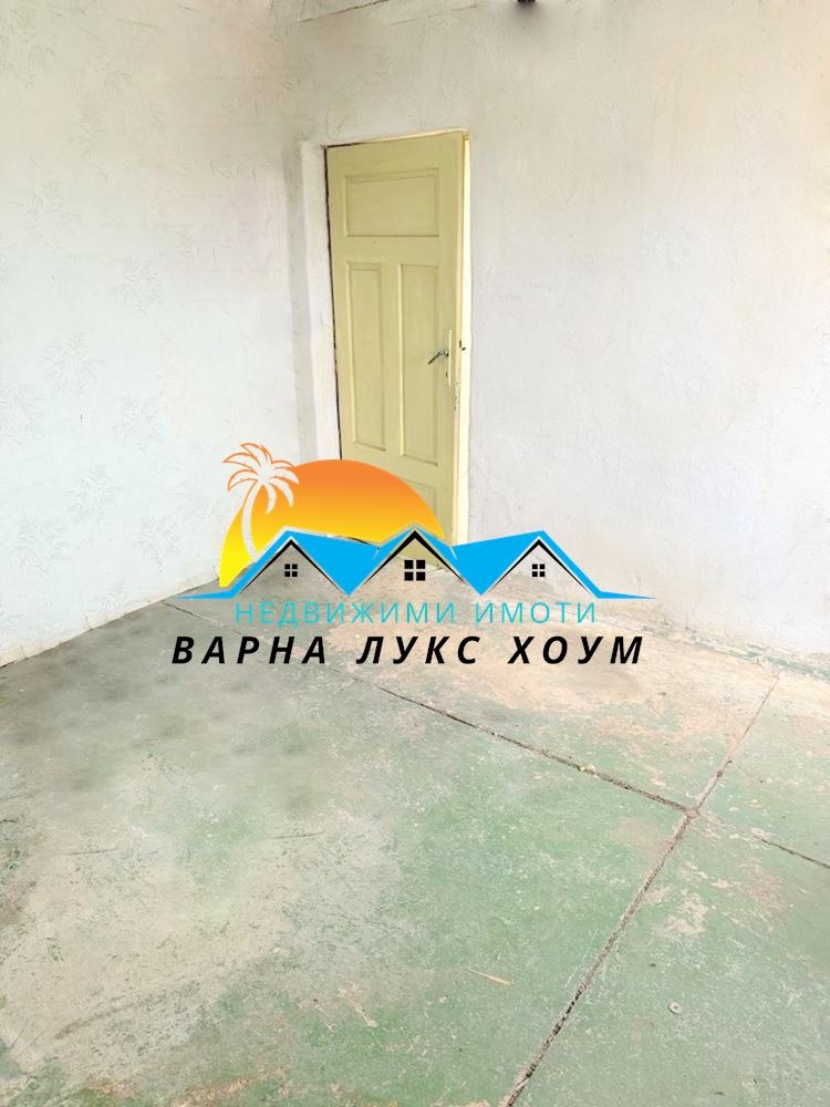 Продава КЪЩА, с. Разделна, област Варна, снимка 6 - Къщи - 48767007