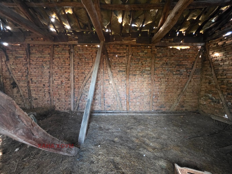 Продава КЪЩА, с. Врабево, област Ловеч, снимка 13 - Къщи - 52304163