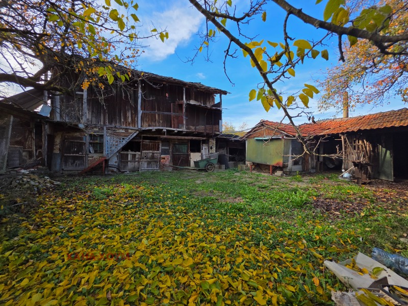 Продава КЪЩА, с. Врабево, област Ловеч, снимка 12 - Къщи - 52304163