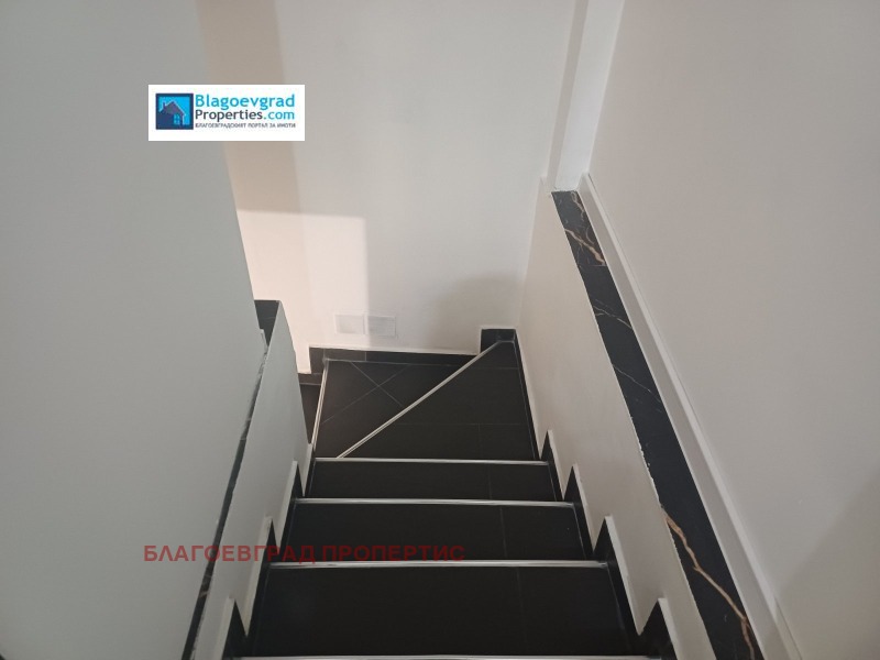 Продава МАГАЗИН, гр. Благоевград, Идеален център, снимка 8 - Магазини - 52256522