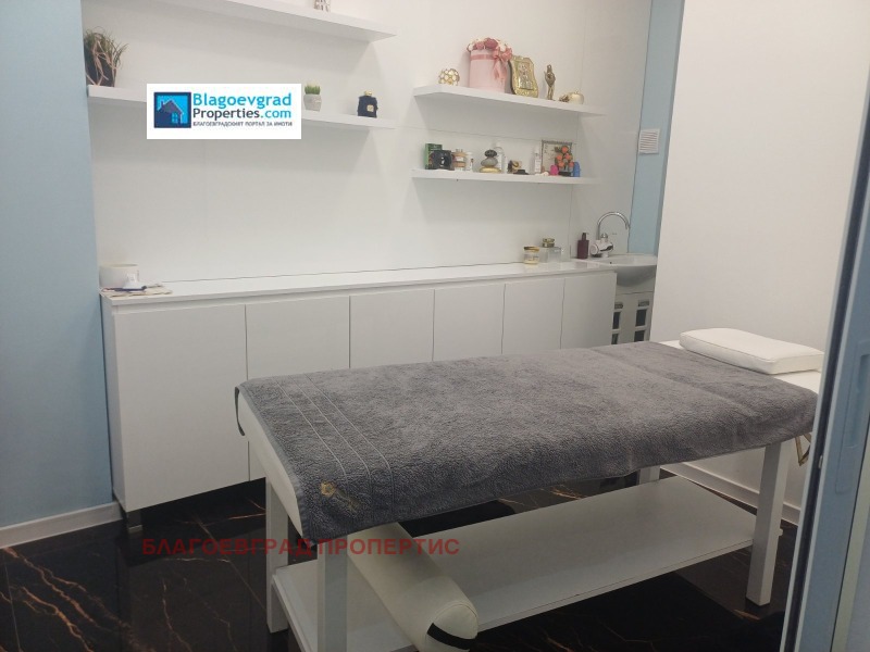 Продава МАГАЗИН, гр. Благоевград, Идеален център, снимка 6 - Магазини - 52256522