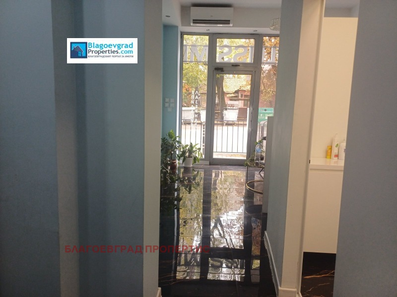 Продава МАГАЗИН, гр. Благоевград, Идеален център, снимка 14 - Магазини - 52256522