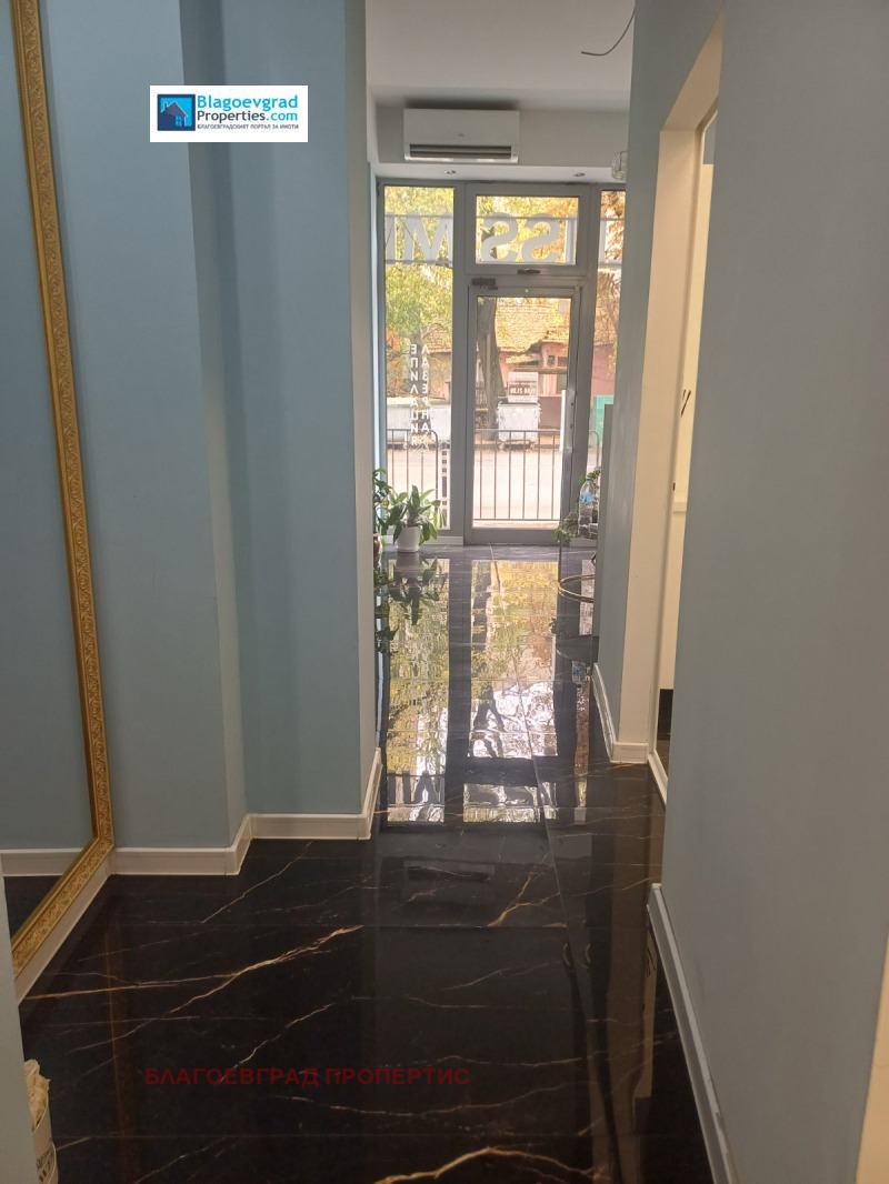 Продава МАГАЗИН, гр. Благоевград, Идеален център, снимка 11 - Магазини - 52256522