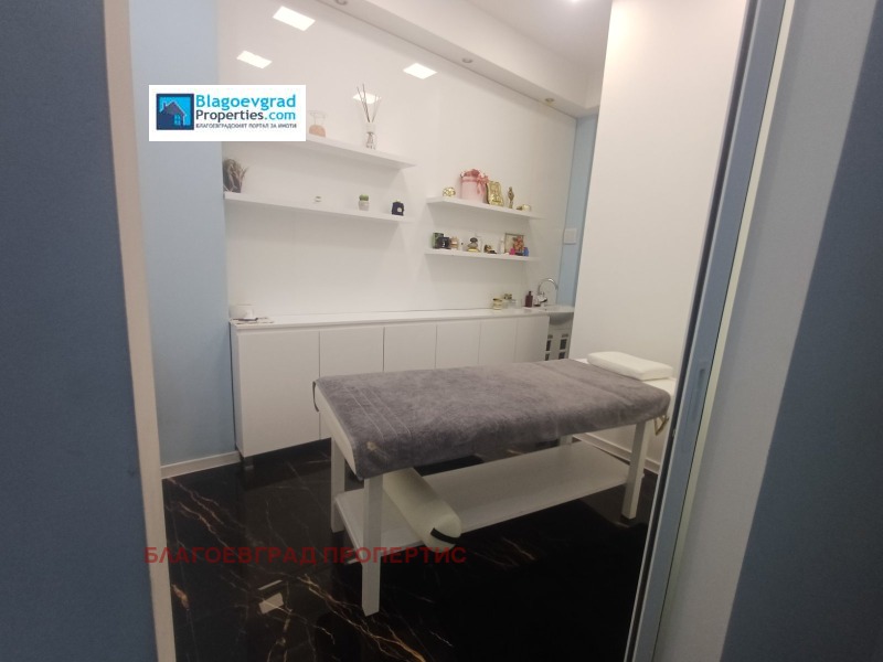 Продава МАГАЗИН, гр. Благоевград, Идеален център, снимка 5 - Магазини - 52256522