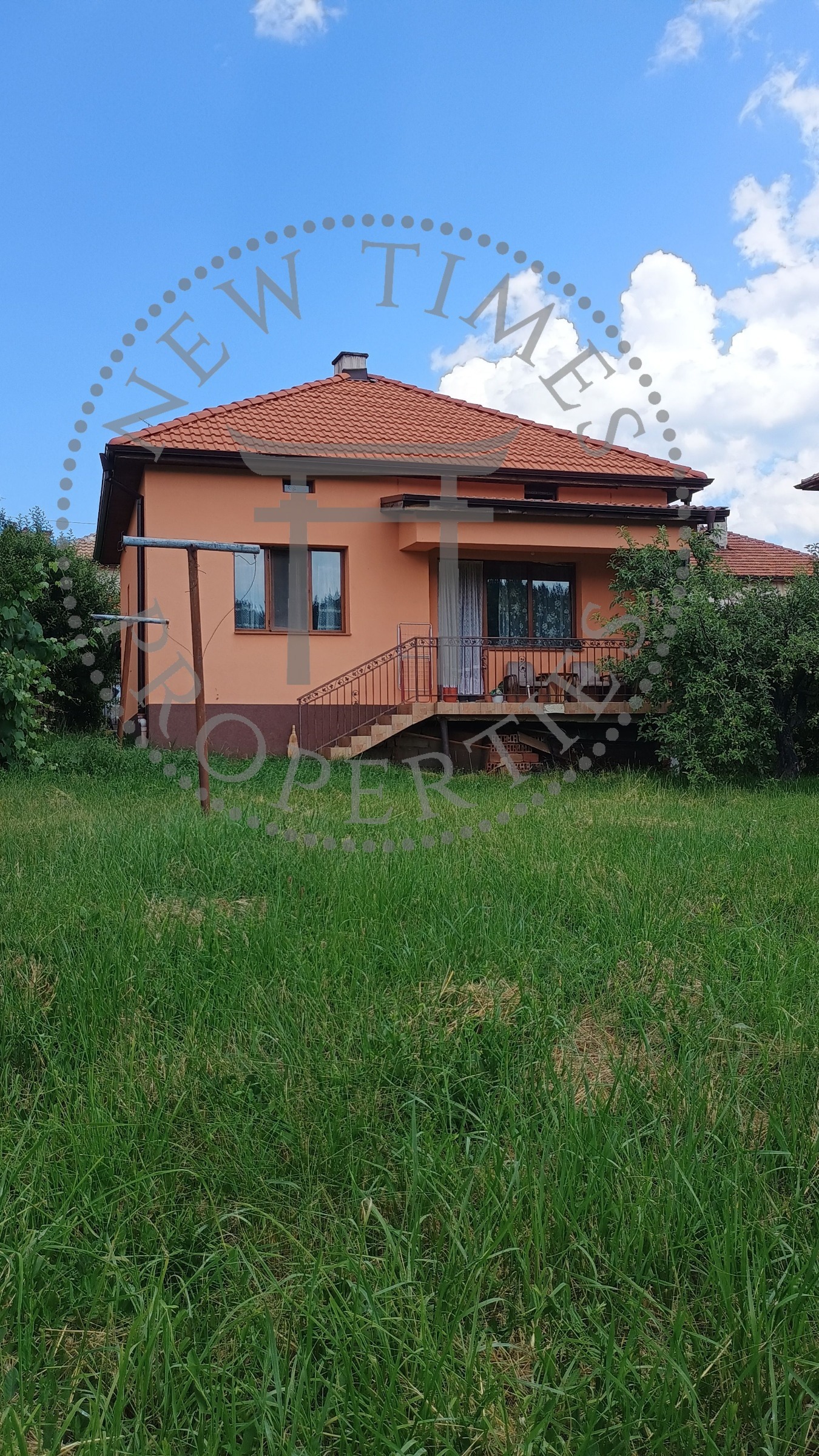 Продава КЪЩА, гр. Годеч, област София област
