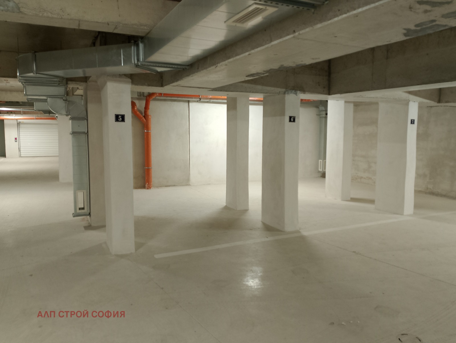 Продава ГАРАЖ, ПАРКОМЯСТО, гр. София, Триъгълника, снимка 4 - Гаражи и паркоместа - 53652189