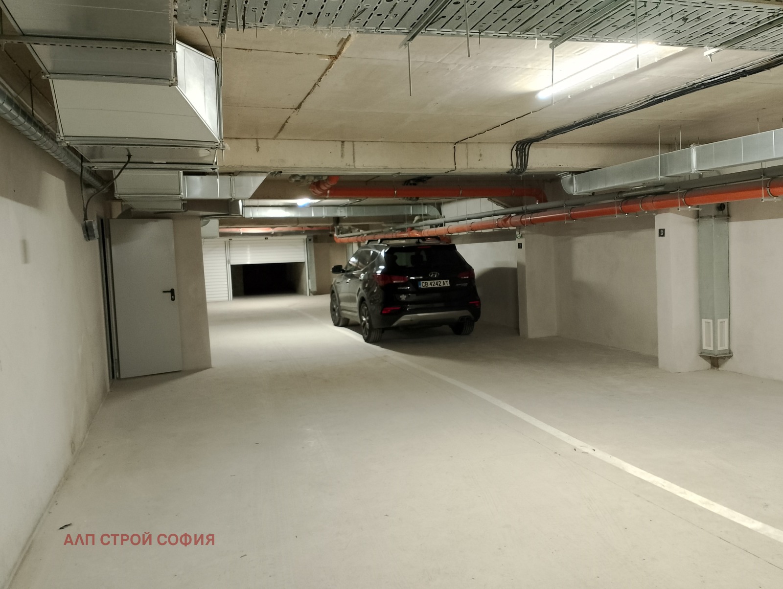 Продава ГАРАЖ, ПАРКОМЯСТО, гр. София, Триъгълника, снимка 2 - Гаражи и паркоместа - 53652189