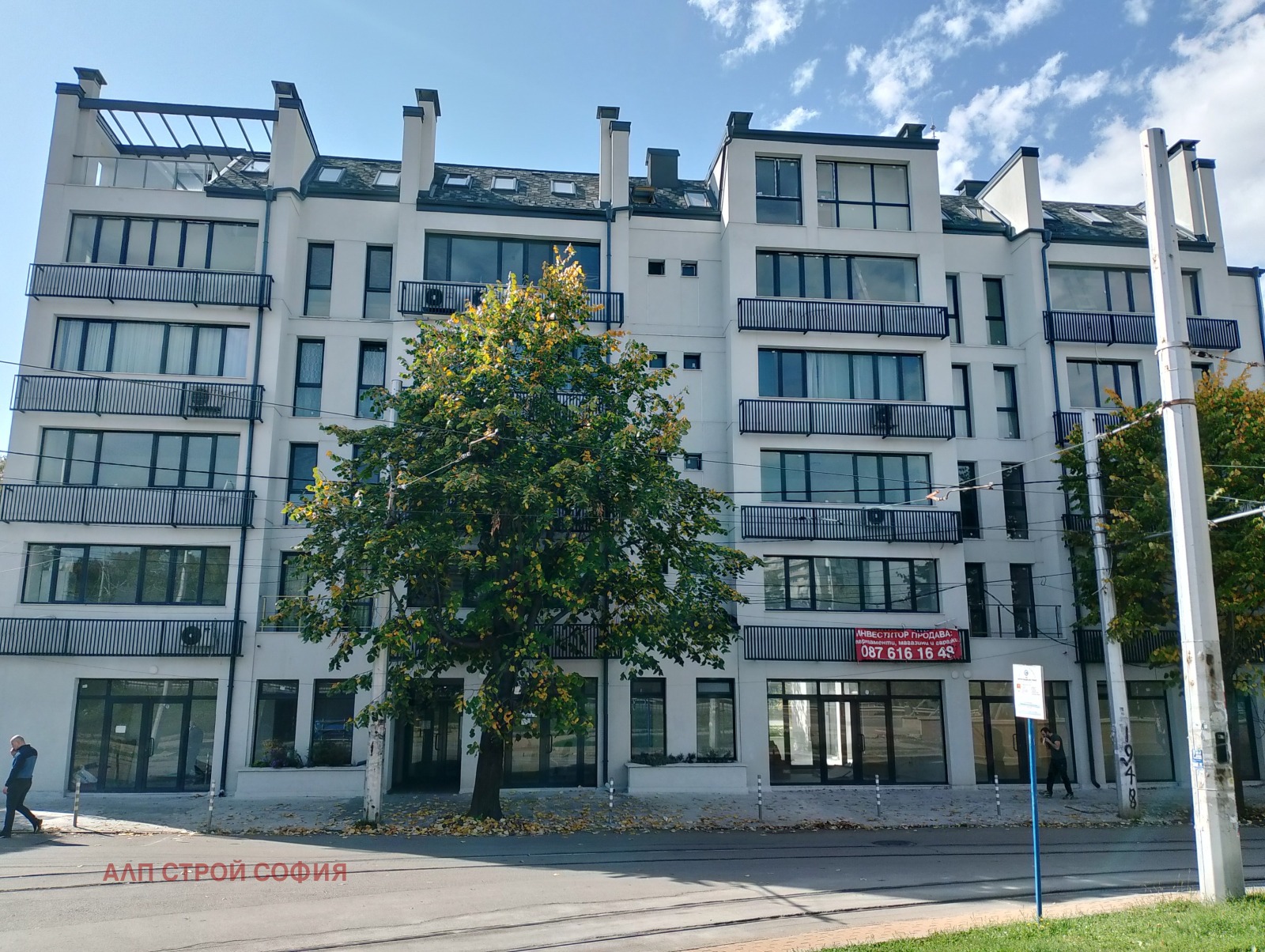 Продава ГАРАЖ, ПАРКОМЯСТО, гр. София, Триъгълника