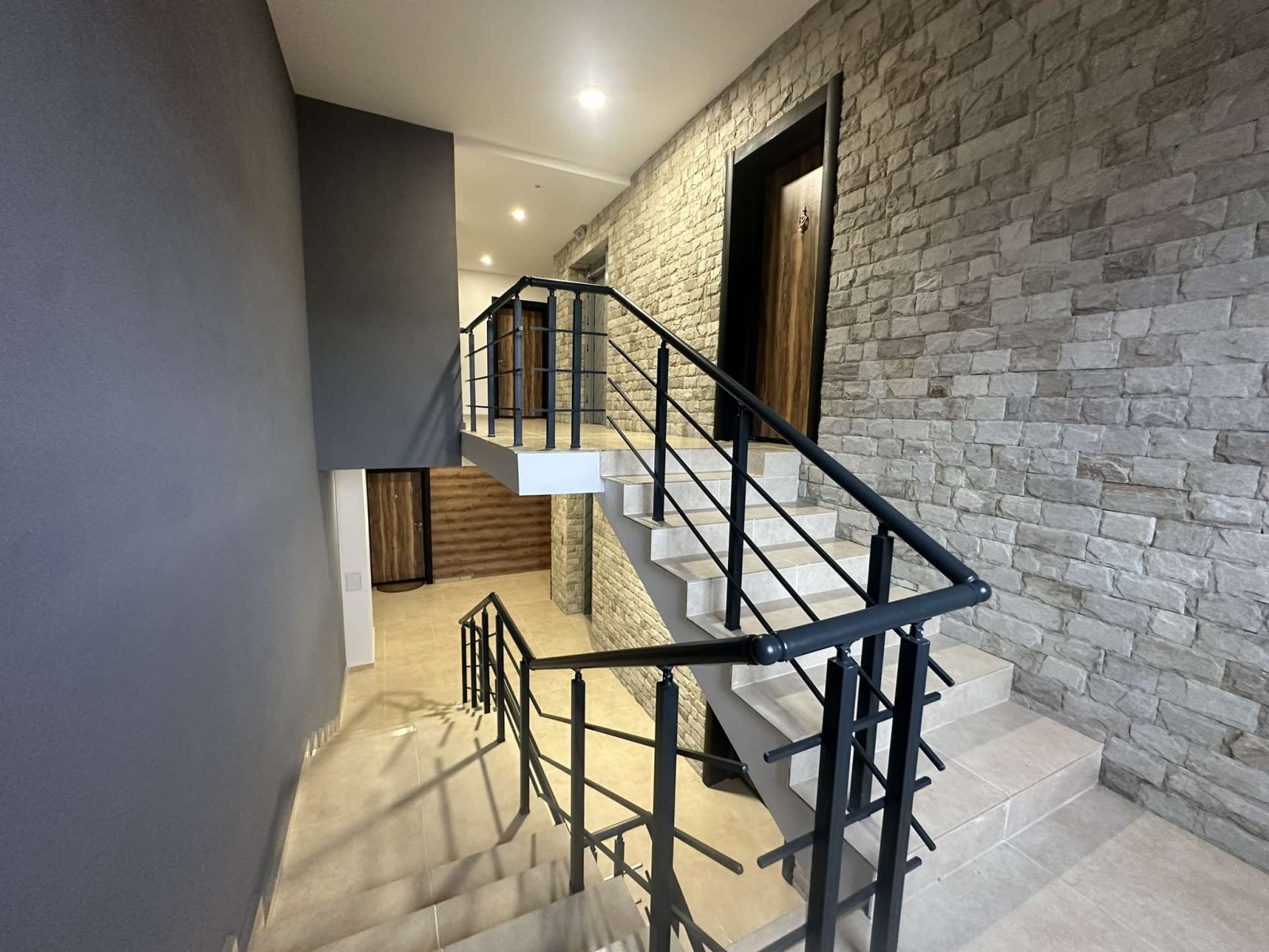 ������� 2-����� | Imot.bg � ����������� 17