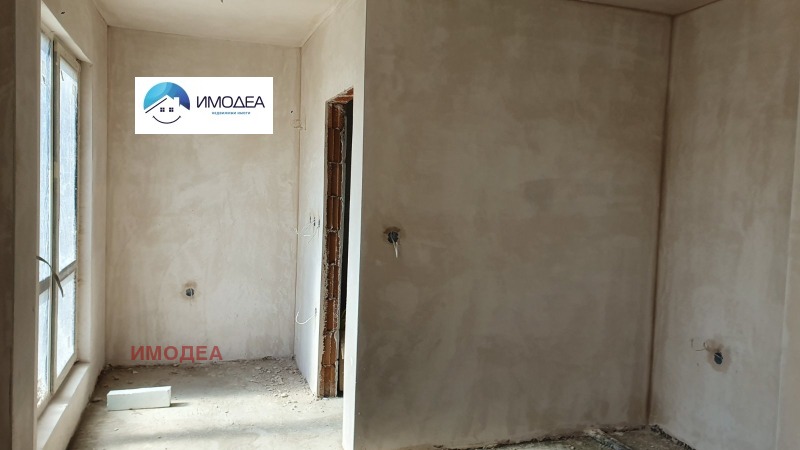 Продава 1-СТАЕН, гр. Велико Търново, Бузлуджа, снимка 4 - Апартаменти - 51818517