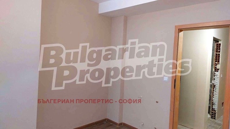 Продаја  1 спаваћа соба Софија , Карпузица , 66 м2 | 65317667 - слика [9]