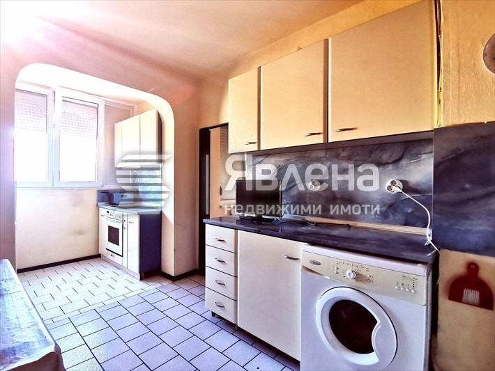 Продава 3-СТАЕН, гр. Пловдив, Южен, снимка 4 - Aпартаменти - 48217127