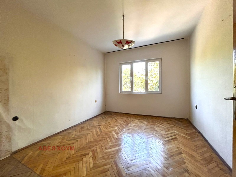 In vendita  2 camere da letto Varna , Chataldga , 95 mq | 99931656 - Immagine [4]