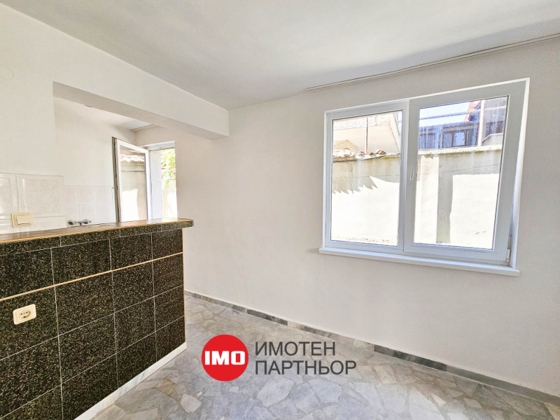 Satılık  3+ yatak odası Burgas , Sarafovo , 77 metrekare | 48081177