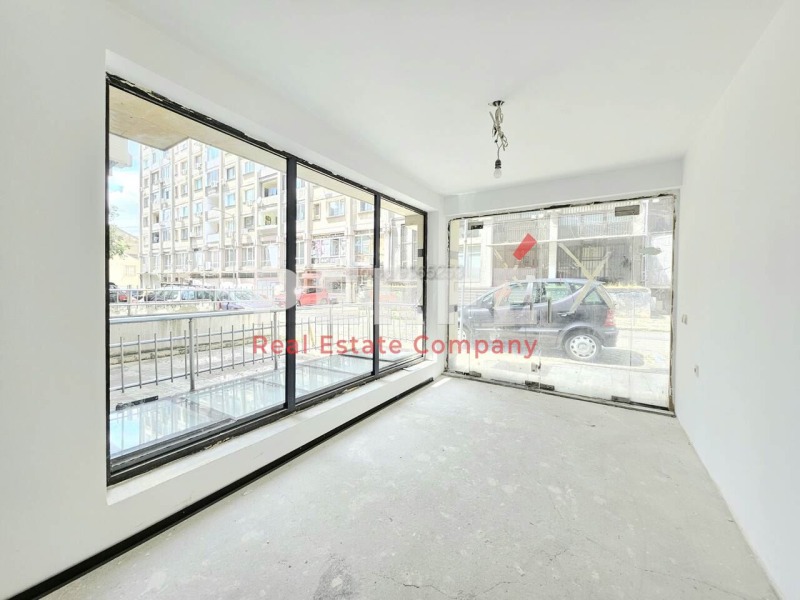 Продава  Офис град Бургас , Възраждане , 192 кв.м | 29200267 - изображение [4]