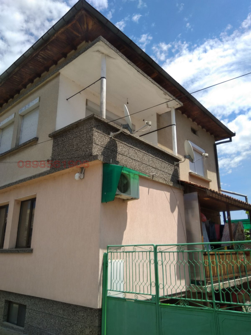 Продава ЕТАЖ ОТ КЪЩА, гр. Луковит, област Ловеч