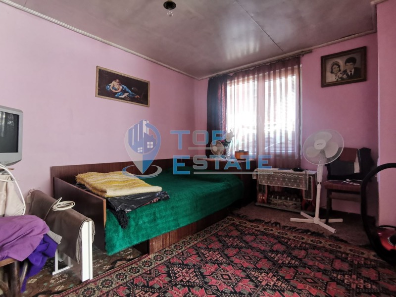 Продава КЪЩА, гр. Златарица, област Велико Търново, снимка 2 - Къщи - 42229989