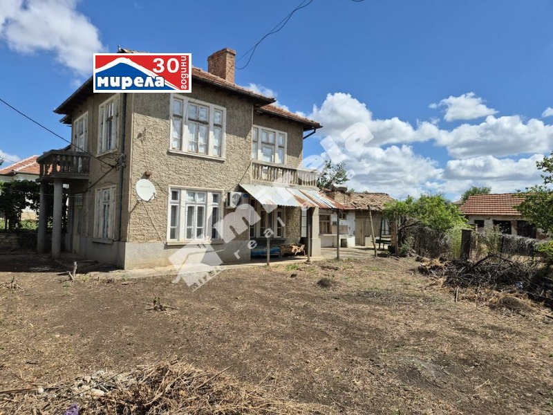 Продава  Къща област Велико Търново , с. Куцина , 140 кв.м | 33550459