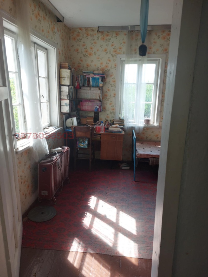 Продава КЪЩА, с. Туроковци, област Перник, снимка 13 - Къщи - 52781525