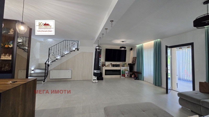 Продава КЪЩА, гр. Бургас, Сарафово, снимка 2 - Къщи - 53162512