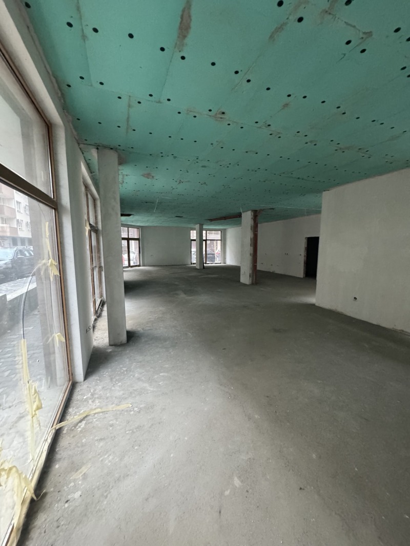 Продава МАГАЗИН, гр. Благоевград, Широк център, снимка 8 - Магазини - 52624966