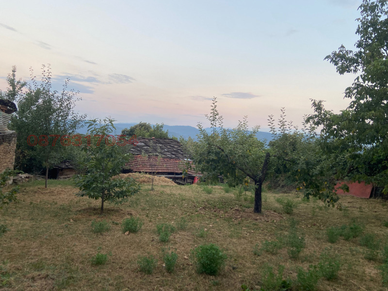 Продава ПАРЦЕЛ, с. Врабево, област Ловеч