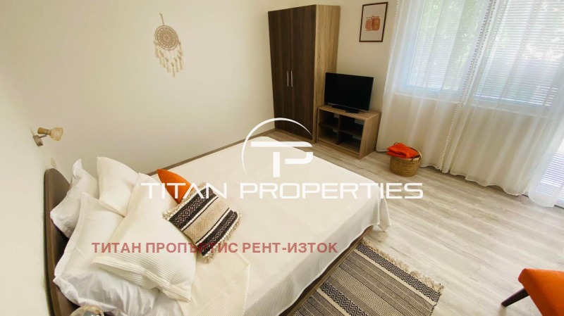 Продава КЪЩА, гр. Бургас, Сарафово, снимка 11 - Къщи - 52704273