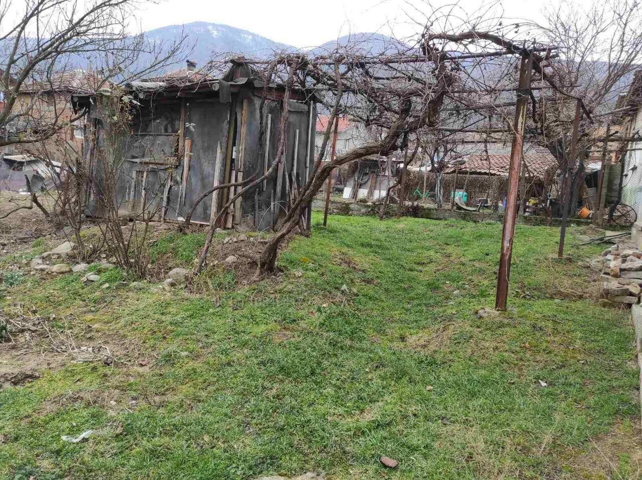 Продава КЪЩА, с. Крупник, област Благоевград, снимка 2 - Къщи - 54701477