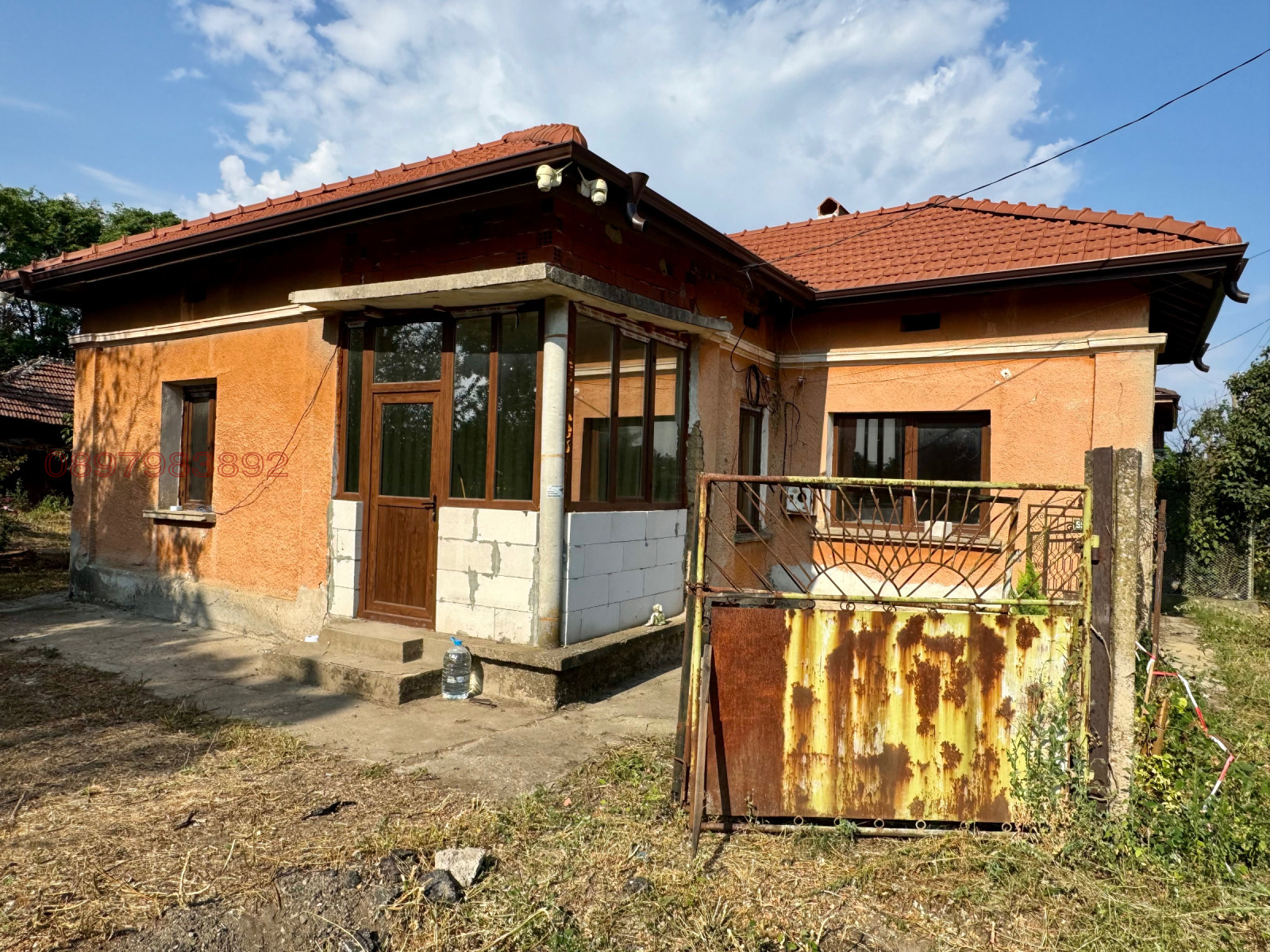 Продава КЪЩА, с. Гложене, област Враца
