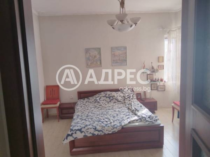 Na prodej  1 ložnice Sofia , Centar , 66 m2 | 78983588 - obraz [4]