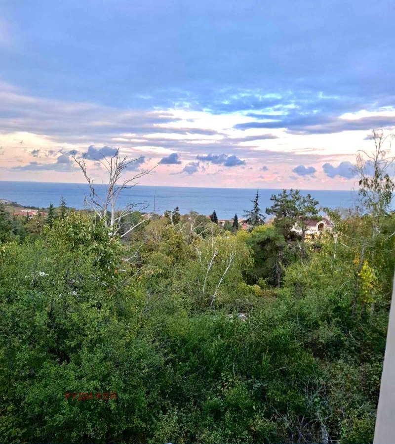 Продава  2-стаен област Варна , гр. Бяла , 78 кв.м | 72005303