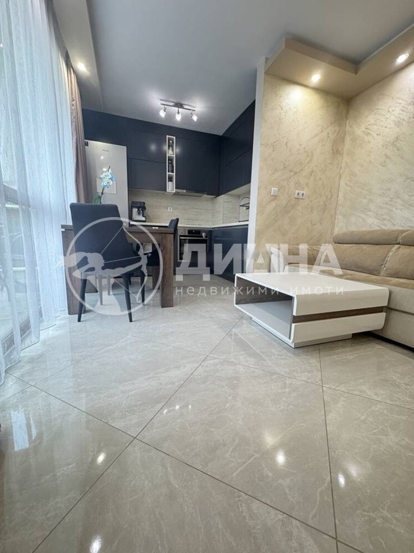 In vendita  2 camere da letto Plovdiv , Hristo Smirnenski , 90 mq | 96081632 - Immagine [2]