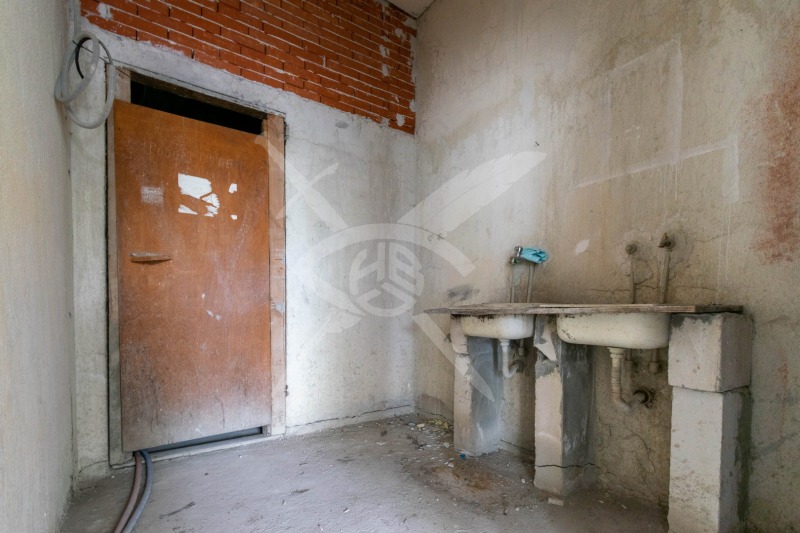 Продава МАГАЗИН, гр. София, Свобода, снимка 11 - Магазини - 50586149