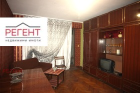 1 quarto Mladost, Gabrovo 1