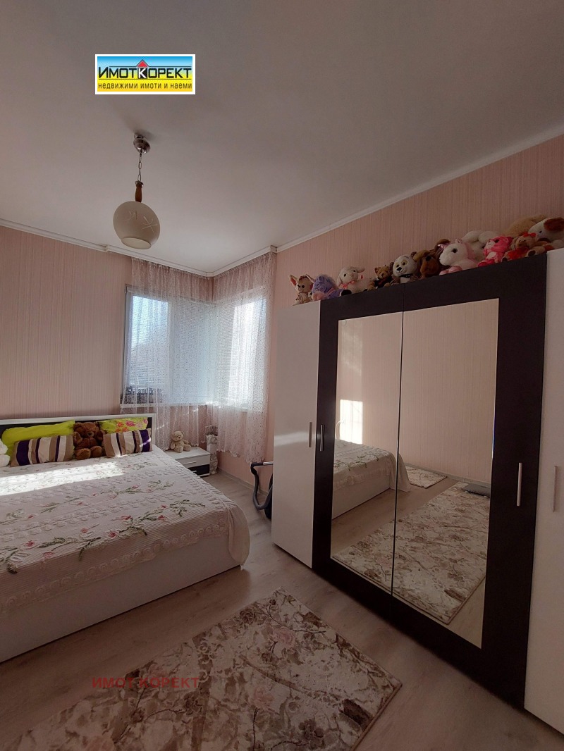 Продава  2-стаен град Пазарджик , Център , 62 кв.м | 60774873 - изображение [11]