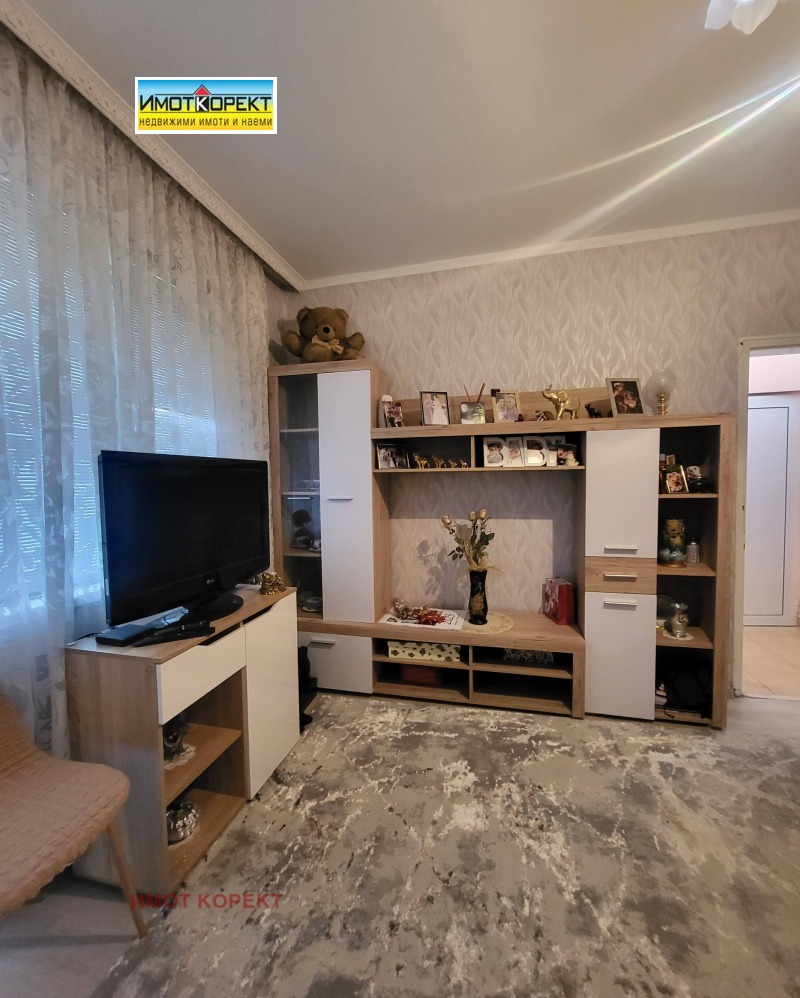 Продава  2-стаен град Пазарджик , Център , 62 кв.м | 60774873