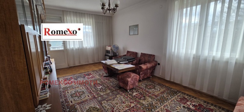 Продава 3-СТАЕН, гр. Пловдив, Христо Смирненски, снимка 4 - Апартаменти - 53538160