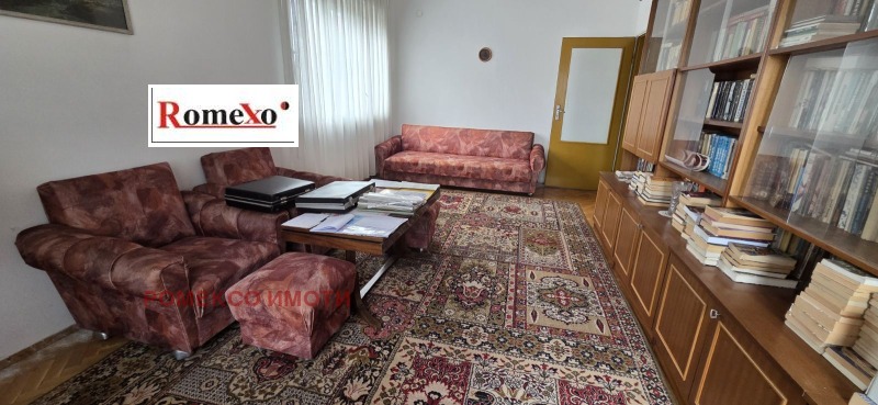 Продава 3-СТАЕН, гр. Пловдив, Христо Смирненски