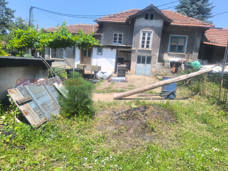 Продава КЪЩА, с. Гривица, област Плевен, снимка 6 - Къщи - 52780916