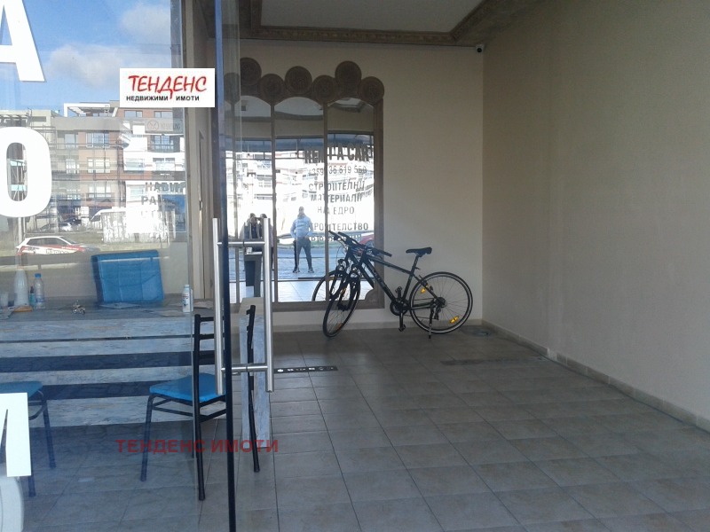 De vânzare  Magazin Cârdjali , Vâzrojdenți , 33 mp | 51120738