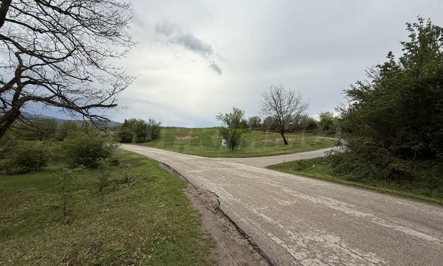 Продава ПАРЦЕЛ, гр. Трявна, област Габрово, снимка 2 - Парцели - 51595532