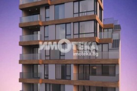 Продава 3-стаен град Варна Гръцка махала - [1] 