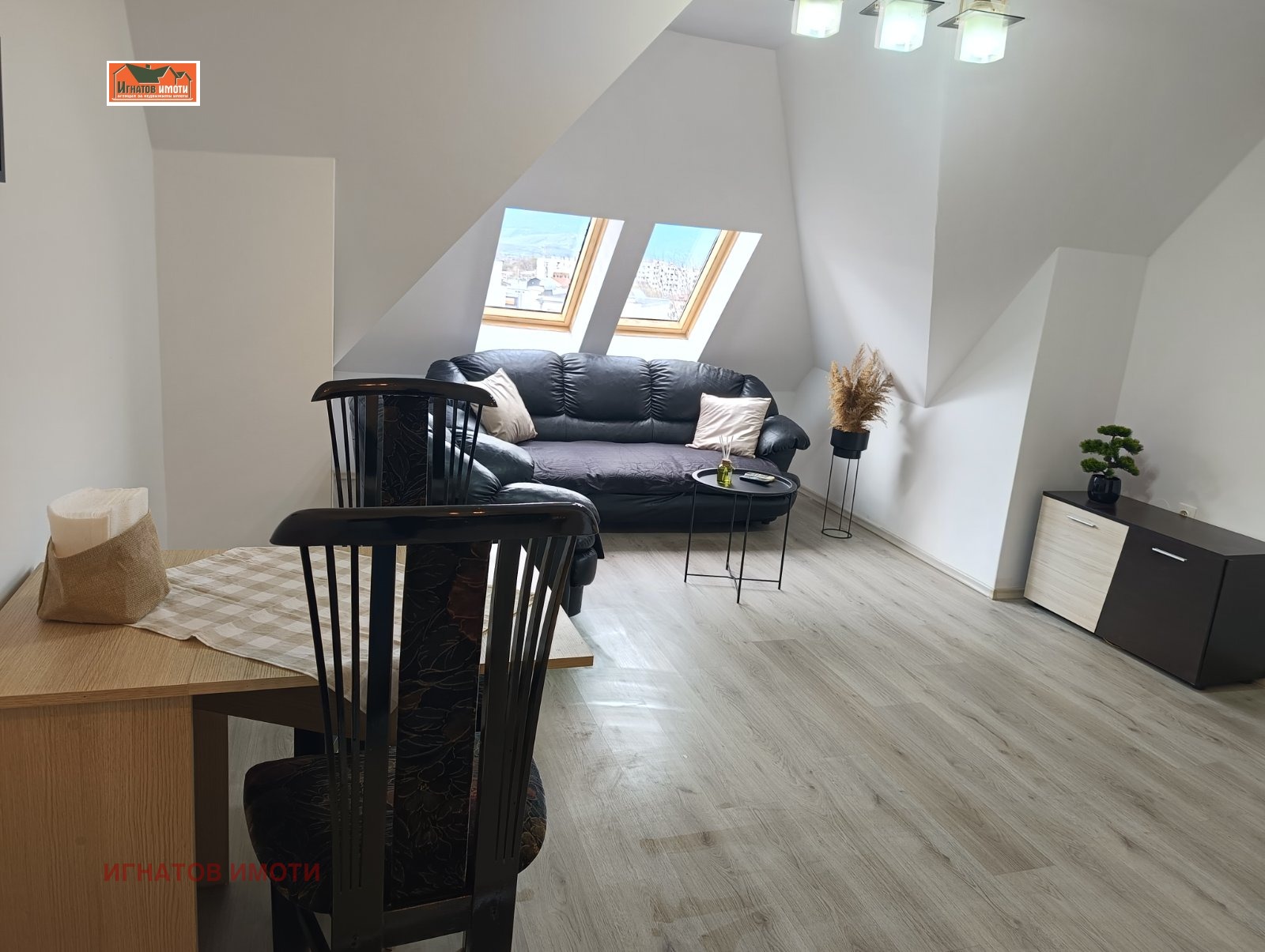 Продава 1-СТАЕН, гр. Пазарджик, Изток