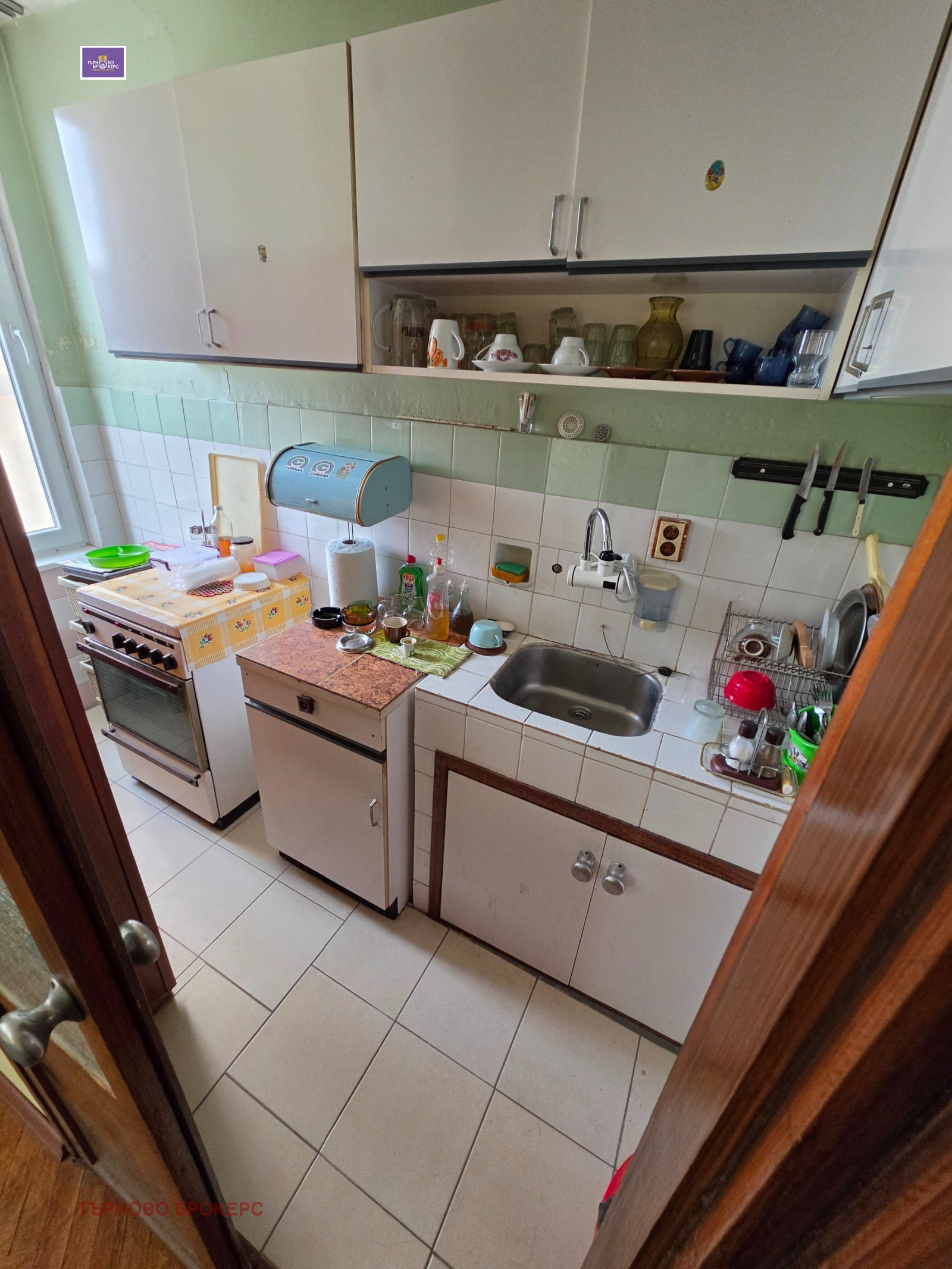 Продава 3-СТАЕН, гр. Велико Търново, Колю Фичето, снимка 4 - Апартаменти - 55175899