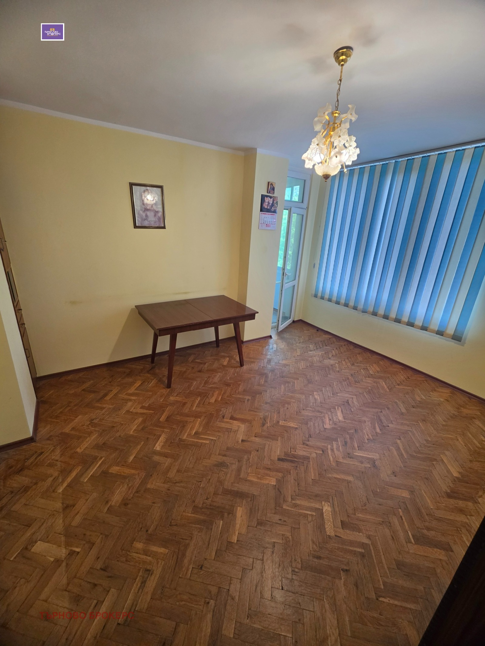 Продава 3-СТАЕН, гр. Велико Търново, Колю Фичето, снимка 2 - Апартаменти - 55175899