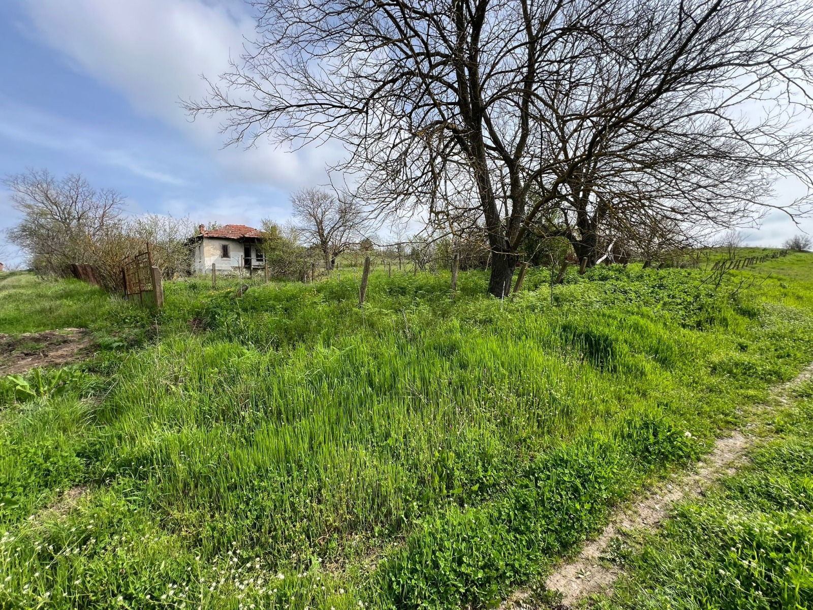 Продава КЪЩА, с. Светлина, област Бургас