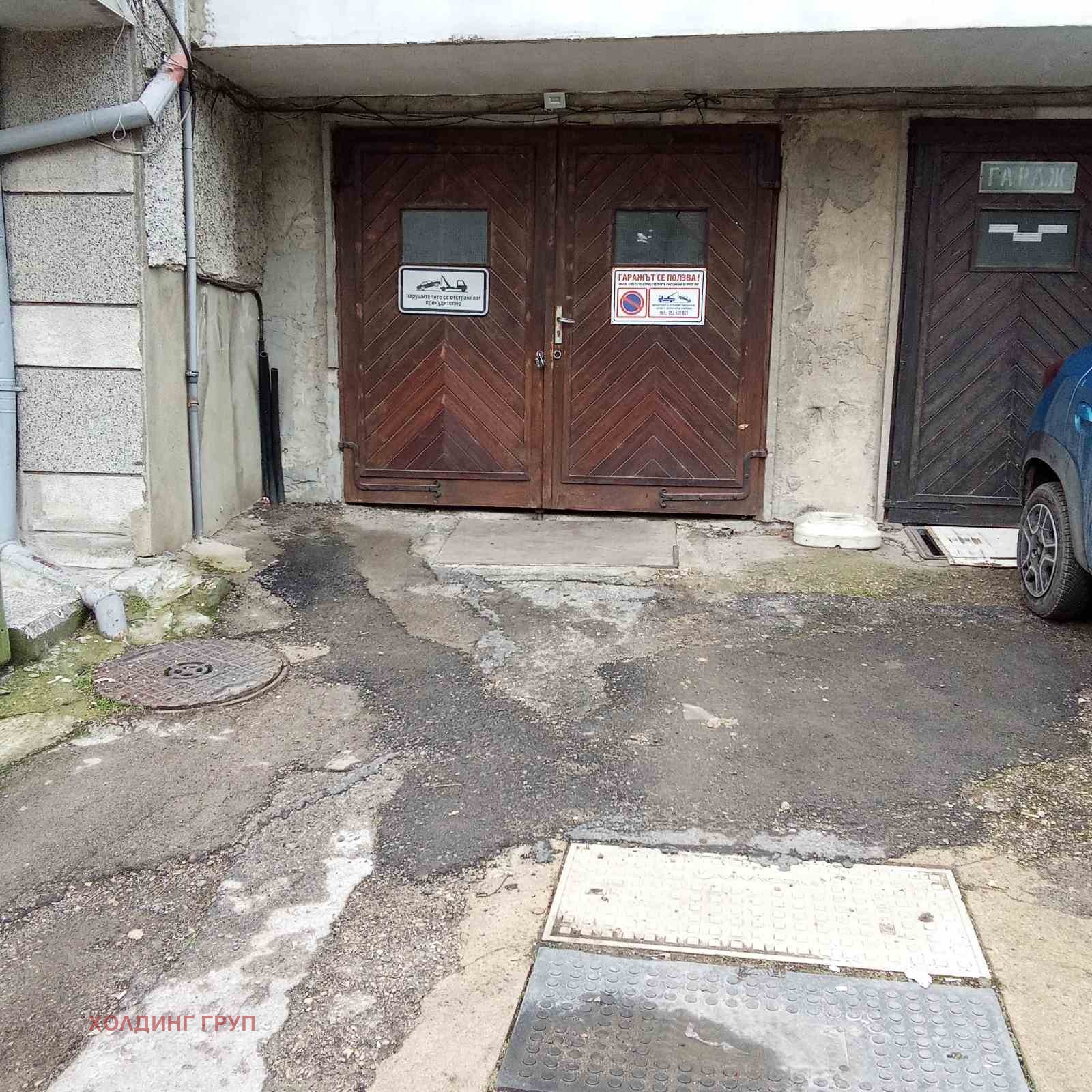 Продава ГАРАЖ, ПАРКОМЯСТО, гр. Варна, Аспарухово