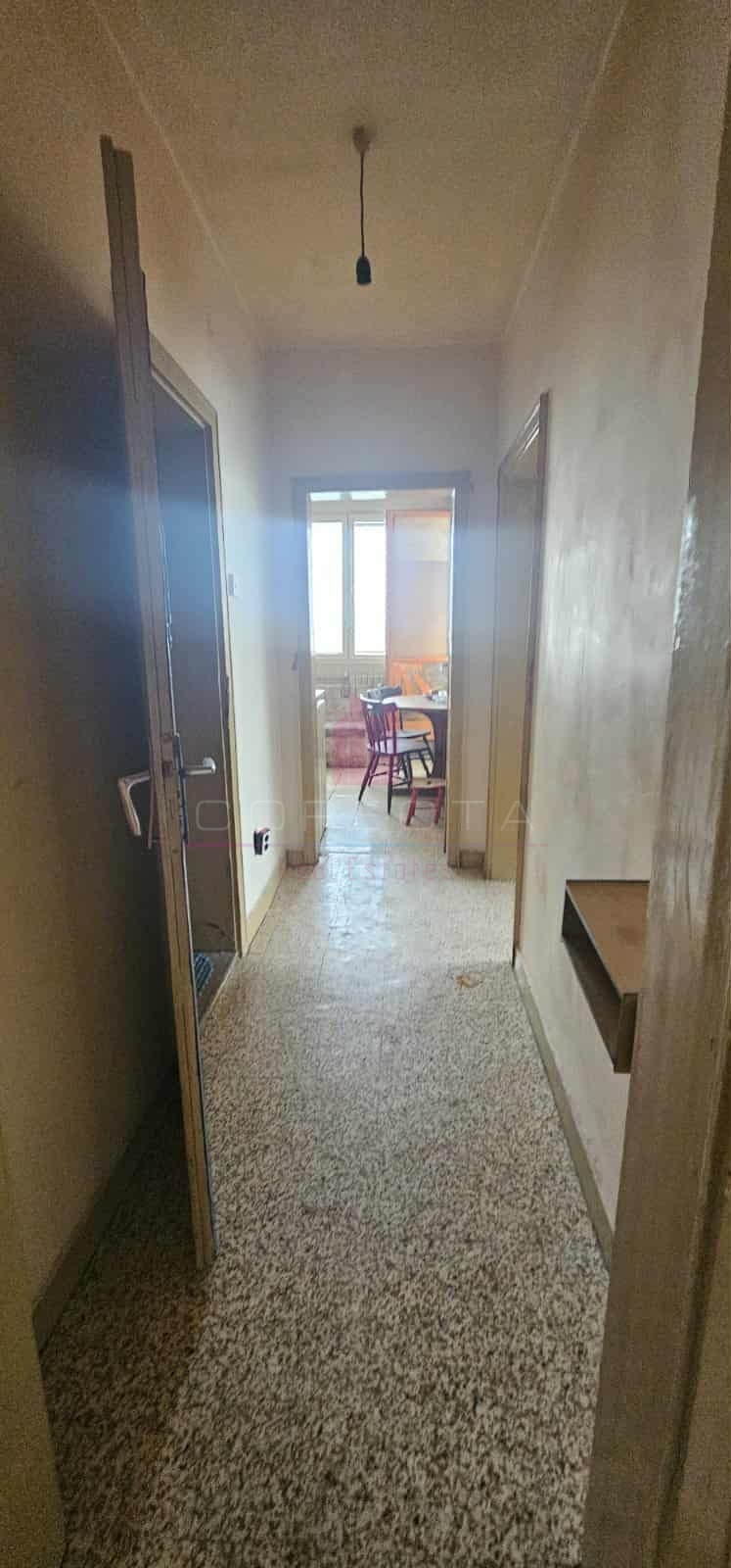 Продава  2-стаен град Русе , Възраждане , 62 кв.м | 46290812 - изображение [3]