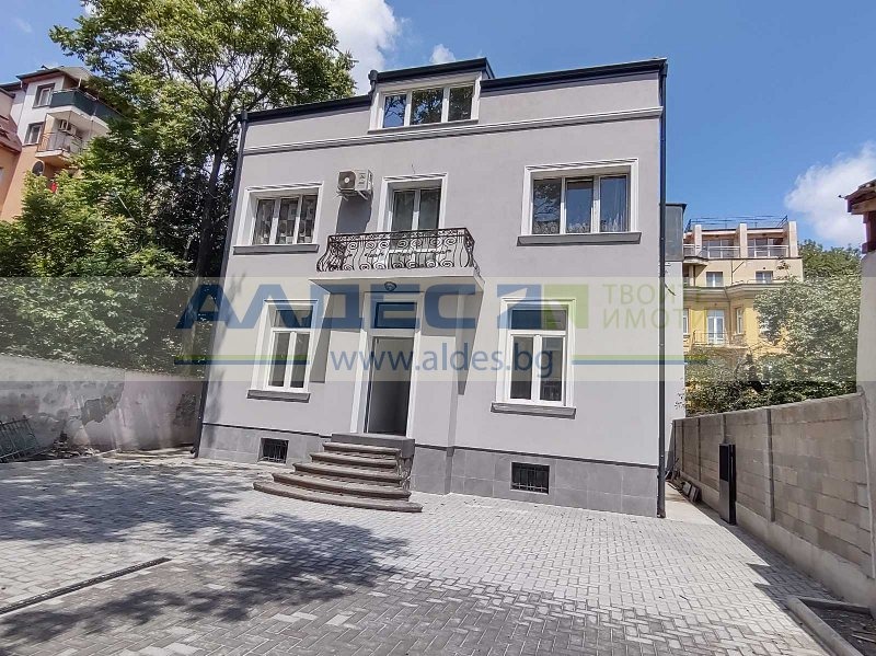 In vendita  2 camere da letto Sofia , Oborishte , 77 mq | 20437224