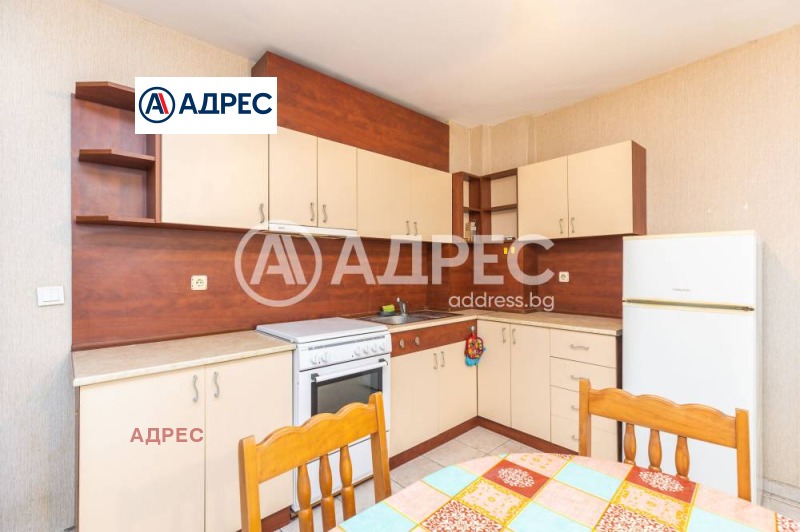 Продава 3-СТАЕН, гр. Варна, Център, снимка 2 - Aпартаменти - 48108512